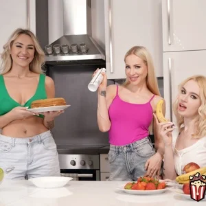 Cake Party Foursome Screenshot
