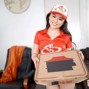 Pizza Delivery by Lulu Chu Screenshot